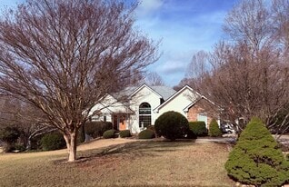 Building Photo - 7218 Timber Trl