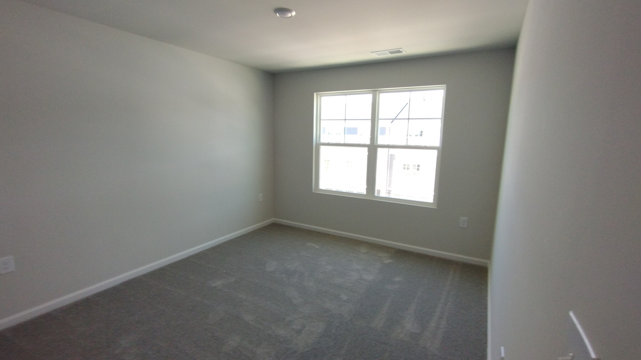 Building Photo - Room in Townhome on Terrawood Dr