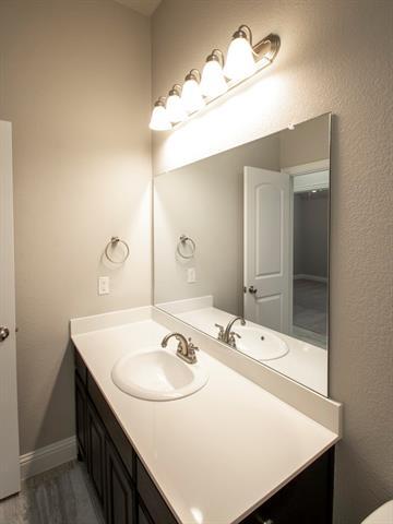 Building Photo - 426 Jasmine Dr