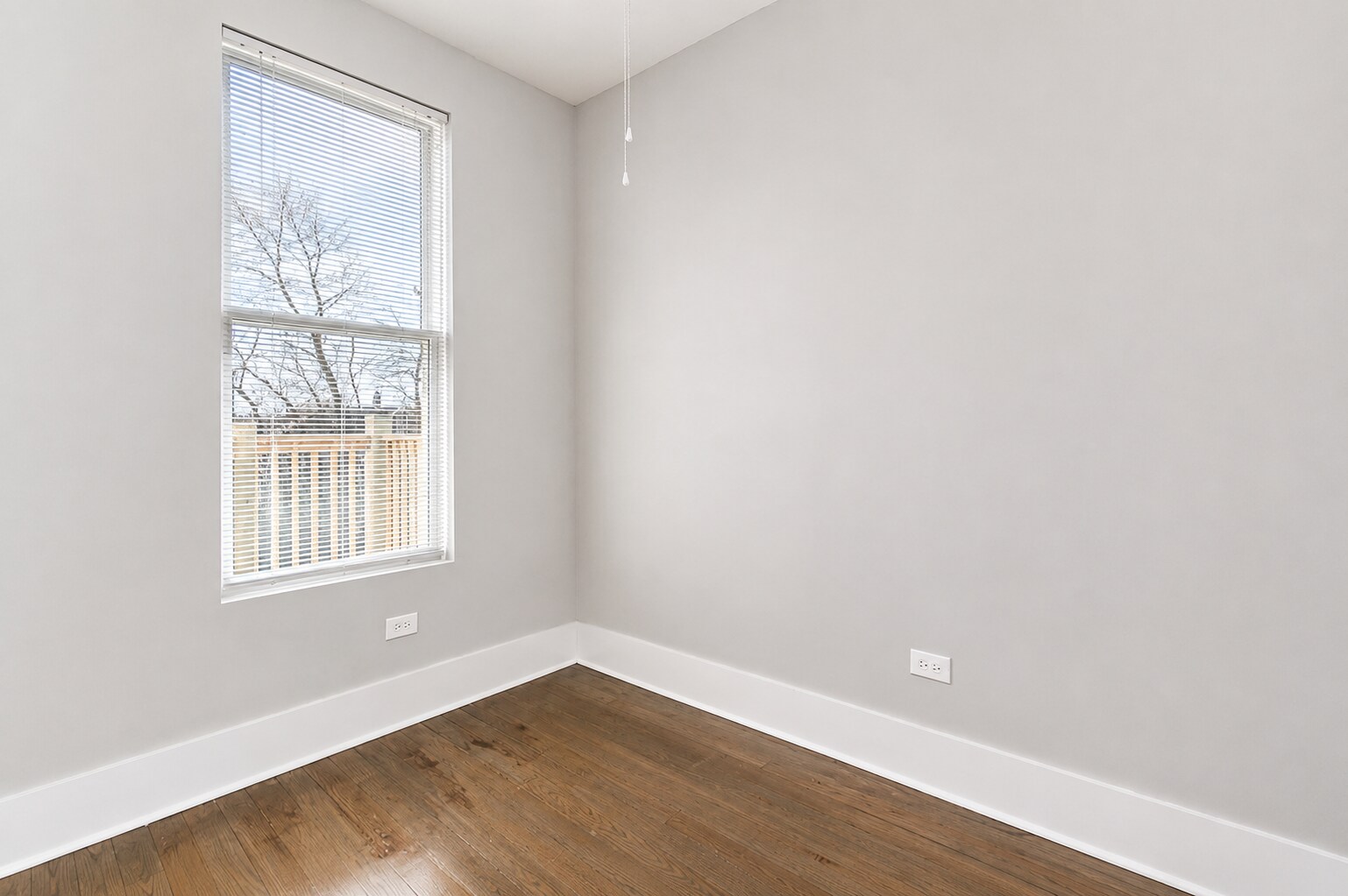 Building Photo - 2117 W 18th St