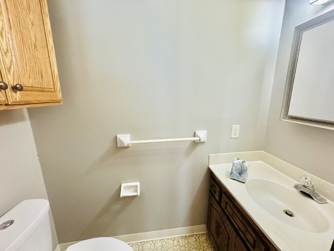 Building Photo - 7349 York Ave N