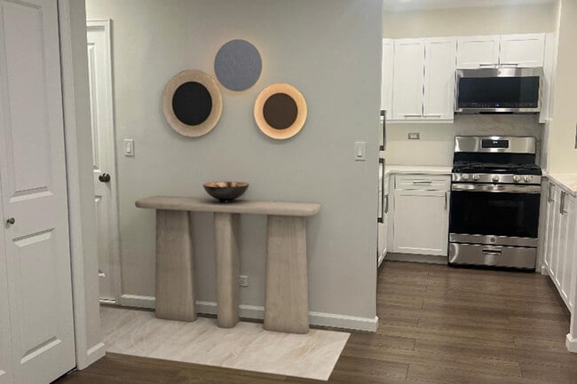 Building Photo - 3215 Avenue H