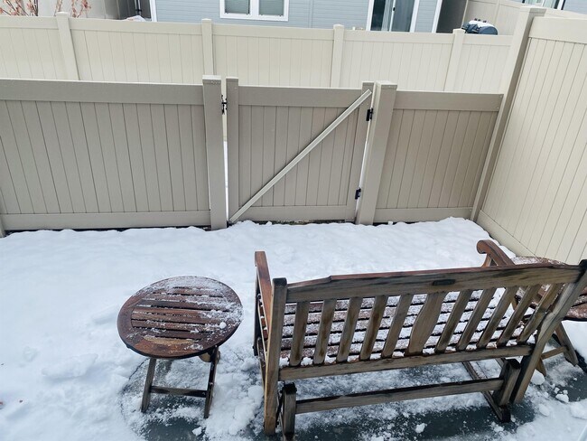 Building Photo - 5929 S Boddington Ln