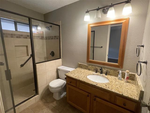 Building Photo - 1807 Chittam Dr