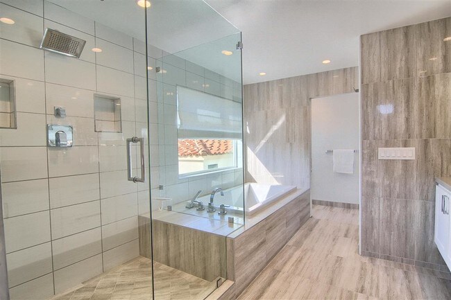 Building Photo - 2906 2nd St