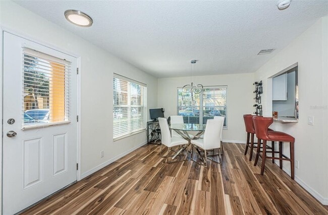 Building Photo - 3876 Island Way