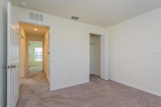 Building Photo - 352 Towns Cir