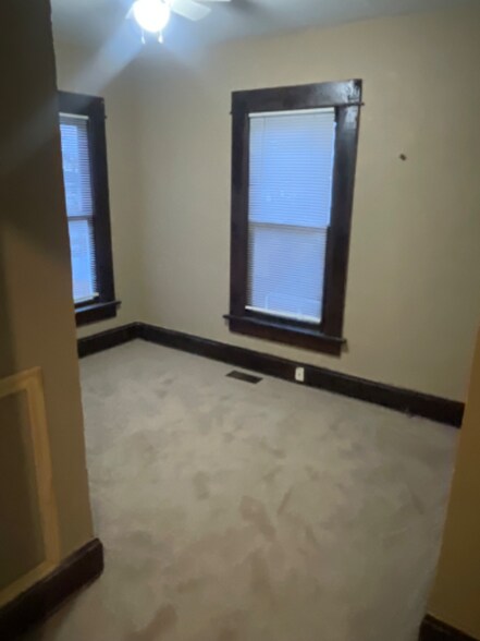 Building Photo - 1672 Manchester Ave