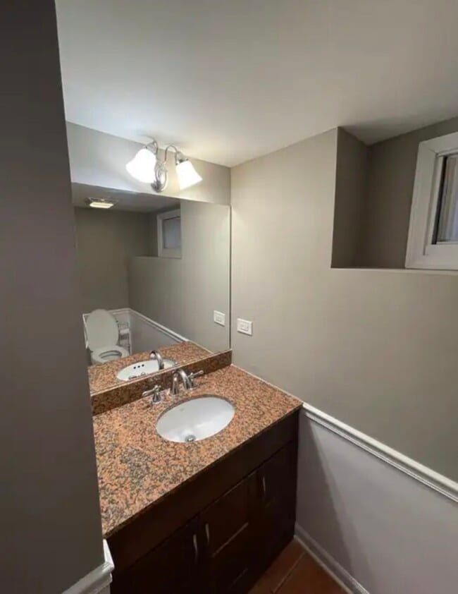 Building Photo - 754 Spring Rd