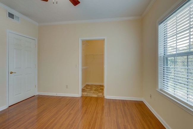 Building Photo - Condo in Hillmont of Green Hills