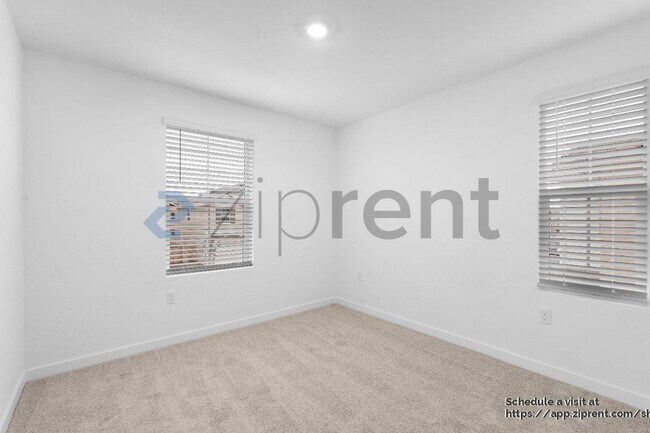 Building Photo - 8492 Anker Wy