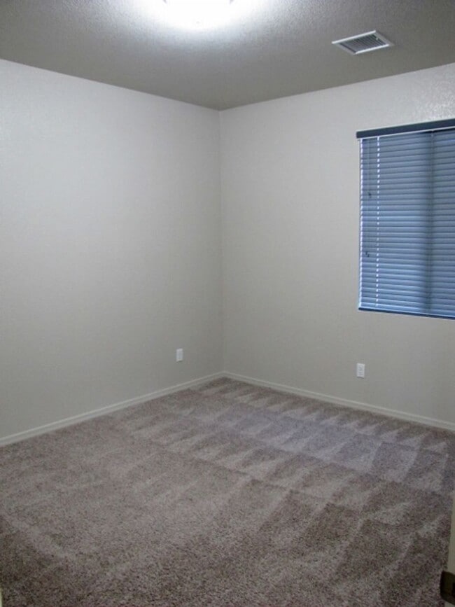 Building Photo - 4BR/2BA/2CG 2102 sq.ft. rental in Cimmaron Estates in Sierra Vista, AZ