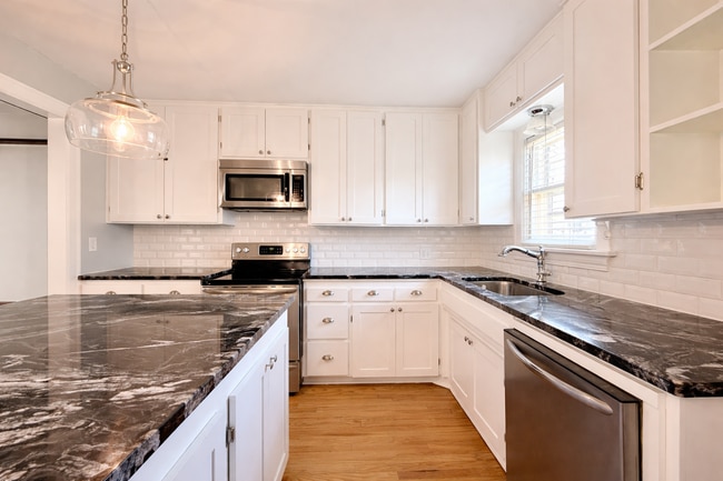 Building Photo - 2812 NW 18th St