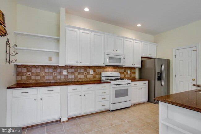 Building Photo - 6248 Levi Ct
