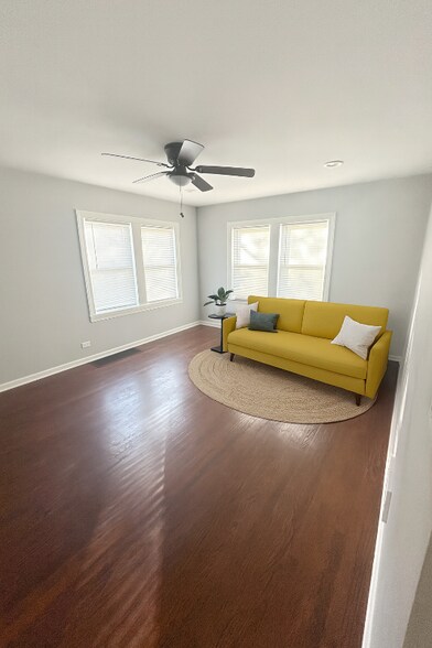 Building Photo - 55 Parkside Ave