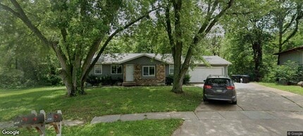 Building Photo - 1467 Valley View Dr