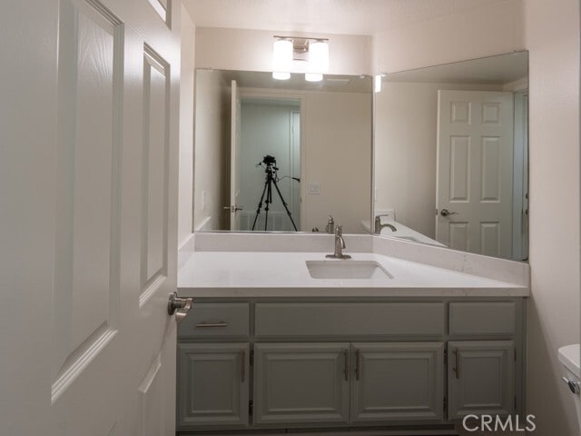 Building Photo - 840 S Orchid Ln