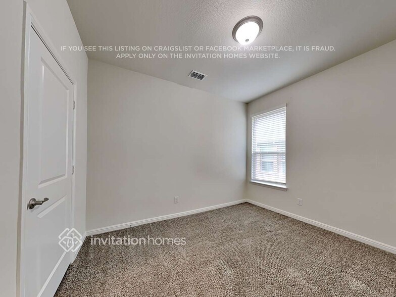 Building Photo - 146 Wagon Mound Dr