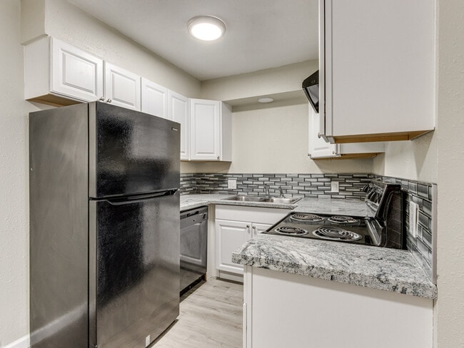 Building Photo - 1000 NW 88th St