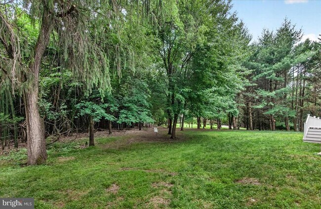 Building Photo - 9938 Timberknoll Ln