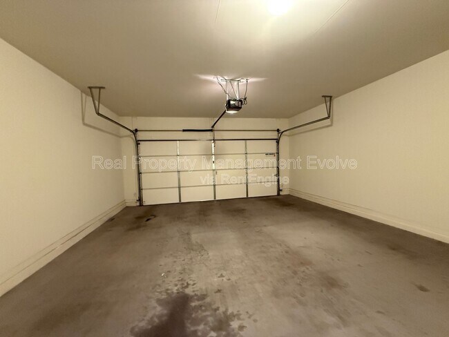 Building Photo - 24631 W Atlanta Ave