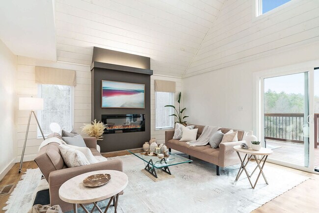 Primary Photo - 928 Ditney Way