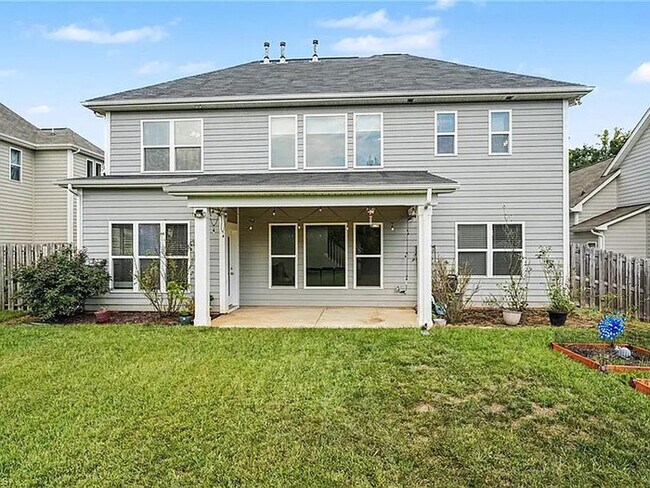 Building Photo - Lease to Own