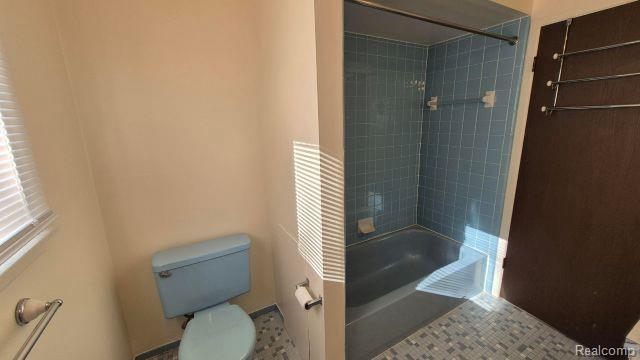 Building Photo - 42455 Bishop Rd