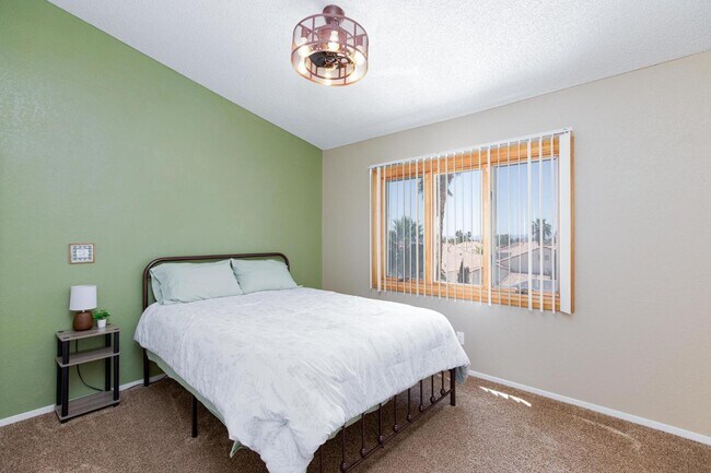 Building Photo - 9817 Dardanelle Ct