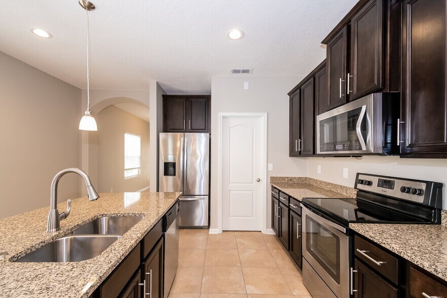 Building Photo - 4120 Grayfield Ln