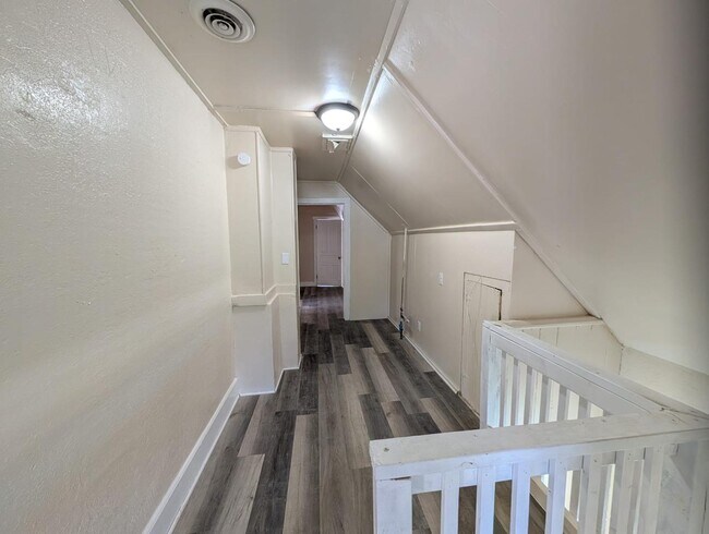 Building Photo - 2454 N Holton St