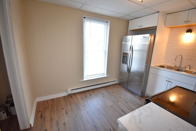 Building Photo - RBHS342