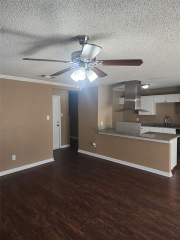 Building Photo - 5325 Weddington Ct