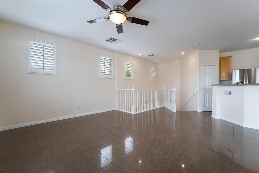 Building Photo - 6255 W Arby Ave