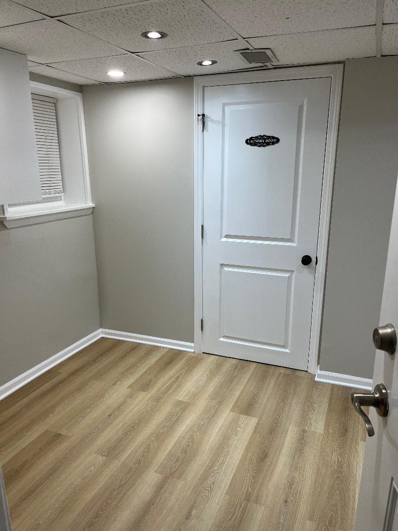 Building Photo - 4523 N Keokuk Ave