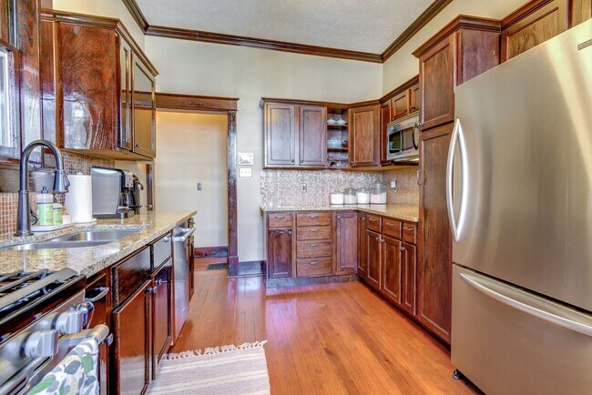 Building Photo - Renovated Historic Craftsman in East Nashville | 4 Bedrooms, 2-Car Garage & Outdoor Living