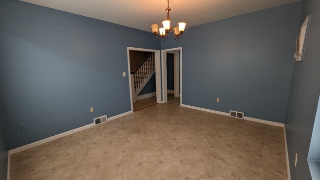 Building Photo - 443 Goethe St