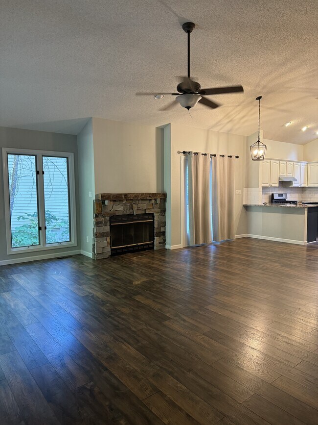 Building Photo - 310 Paoli Trce
