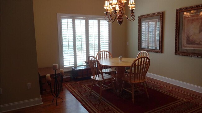 Building Photo - 1144 Delaney Ave