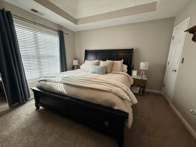 Building Photo - 2317 Kissing Tree Ln SE