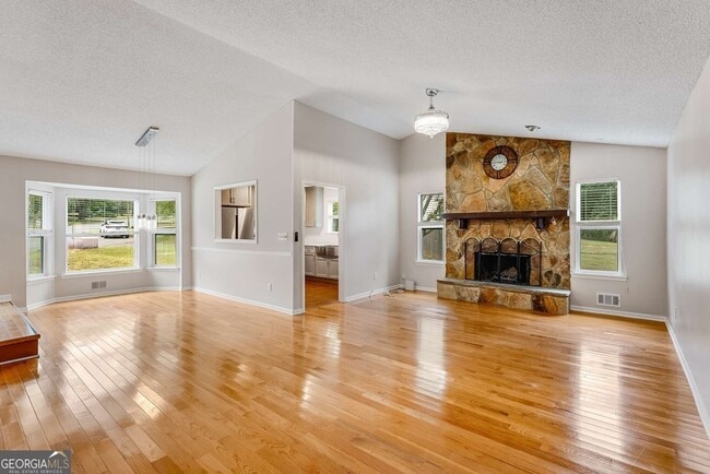 Building Photo - 9745 Loblolly Ln