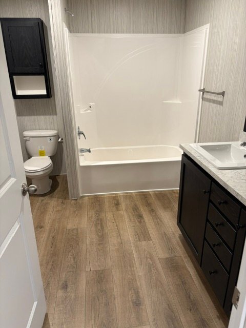 Building Photo - 72 Hunters Rill