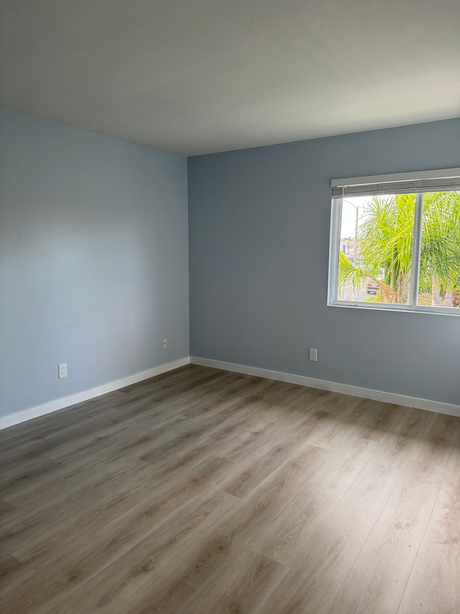 Master Bedroom - 302 Portland Cir