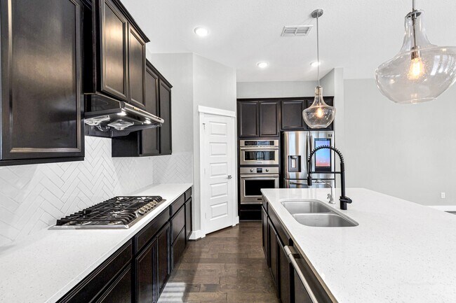 Building Photo - 12562 Holly Blue Ln