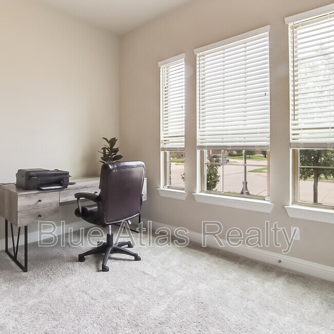 Building Photo - 4001 Bear Creek Ct