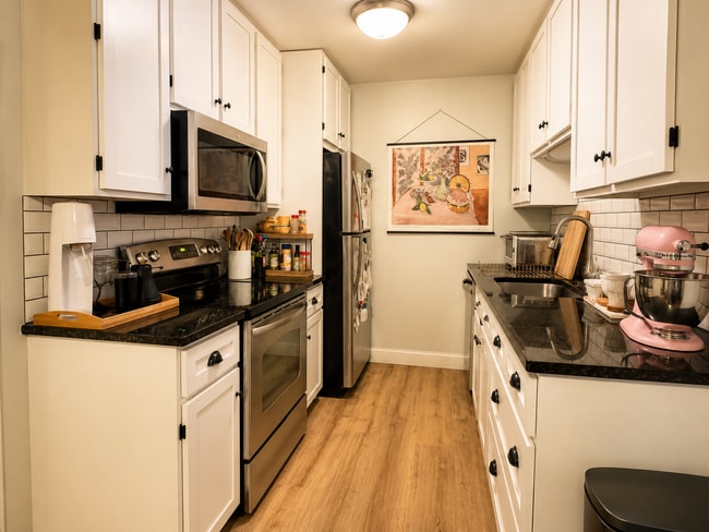 Building Photo - 113 Hildred Dr