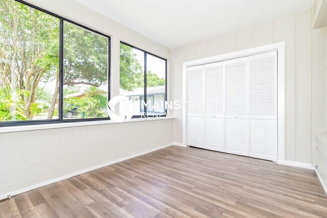 Building Photo - 3 Bedroom Pet-Friendly Home in ORLANDO, FL...