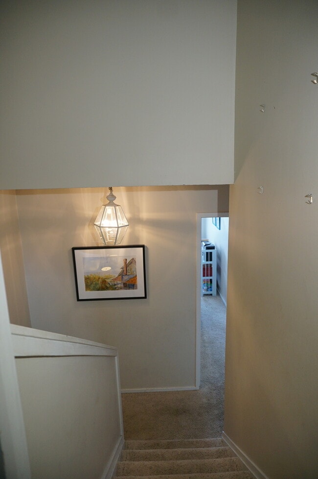Building Photo - Furnished 3Bd/2Ba Channel Walk Townhome in...