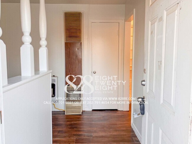 Building Photo - Cute 2 Bed/1 Bath Single Family Home in MW...