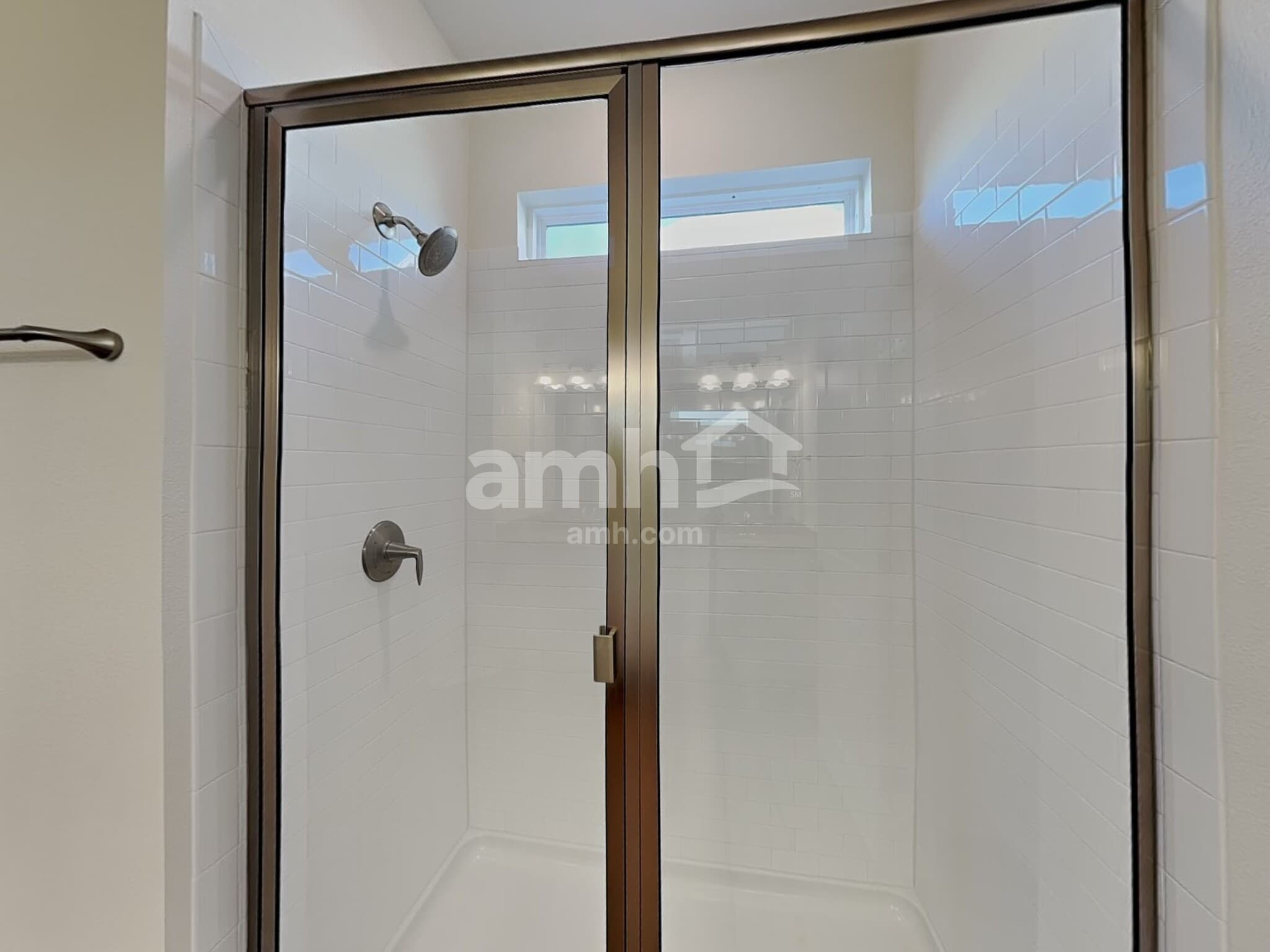 Building Photo - 524 Pine Terrace Dr